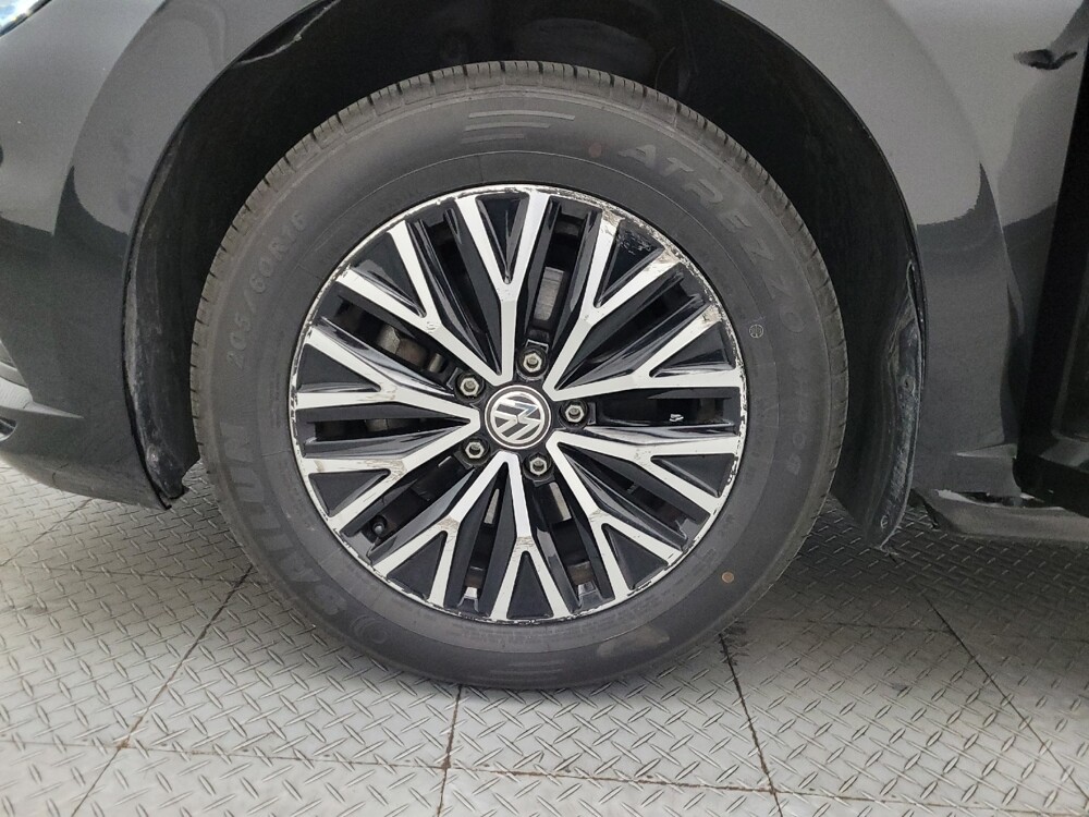 2020 Volkswagen Jetta in Glendale, AZ 85301 - 18107276 31