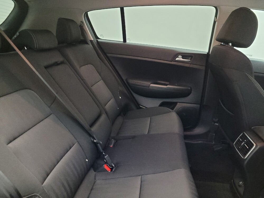 2020 Kia Sportage in Glendale, AZ 85301 - 18107278 19