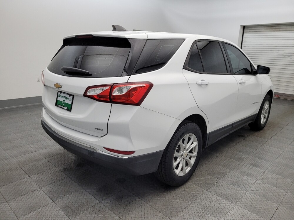 2018 Chevrolet Equinox in Mesa, AZ 85210 - 18107279 10