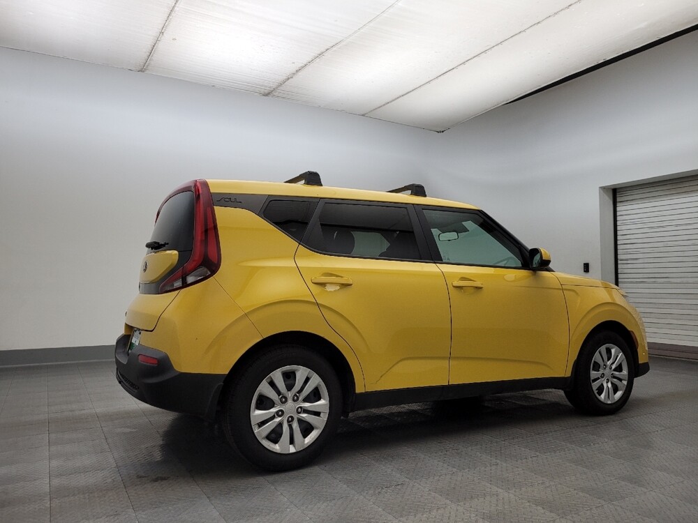 2020 Kia Soul in Glendale, AZ 85301 - 18107285 10