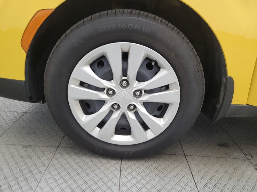 2020 Kia Soul in Glendale, AZ 85301 - 18107285 31