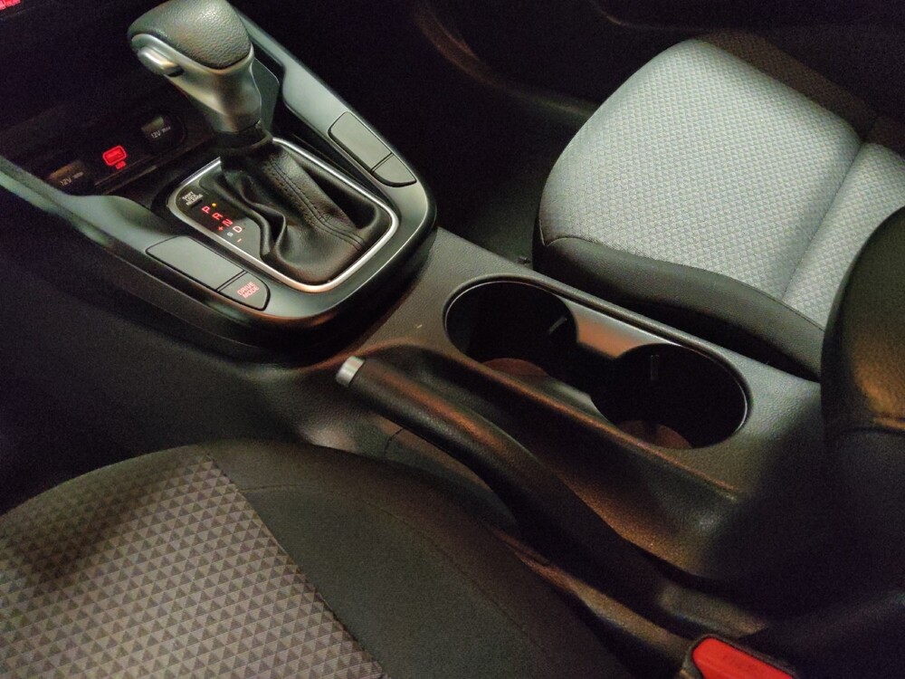 2020 Kia Soul in Glendale, AZ 85301 - 18107285 26