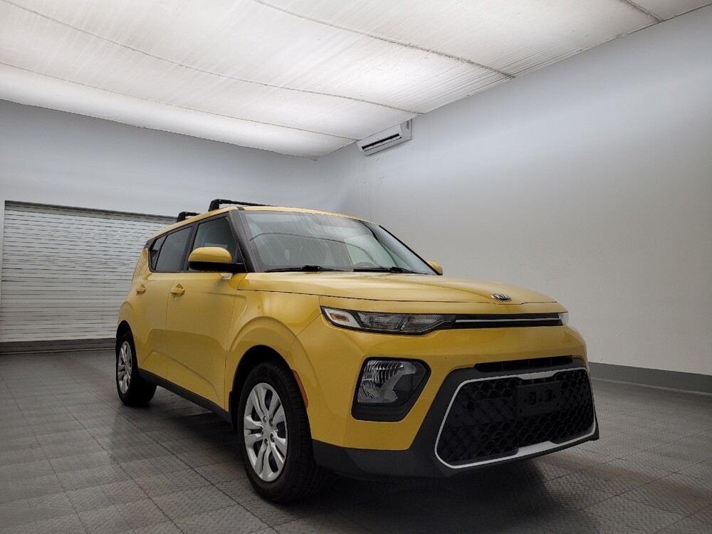 2020 Kia Soul in Glendale, AZ 85301 - 18107285 13