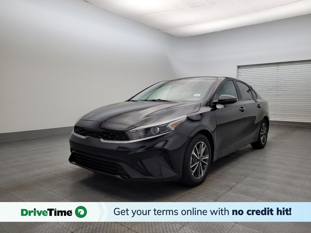 2023 Kia Forte in Phoenix, AZ 85022 - 18107287