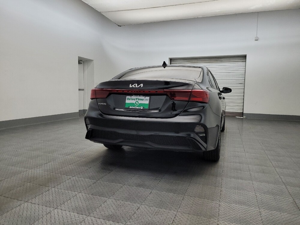 2023 Kia Forte in Phoenix, AZ 85022 - 18107287 7
