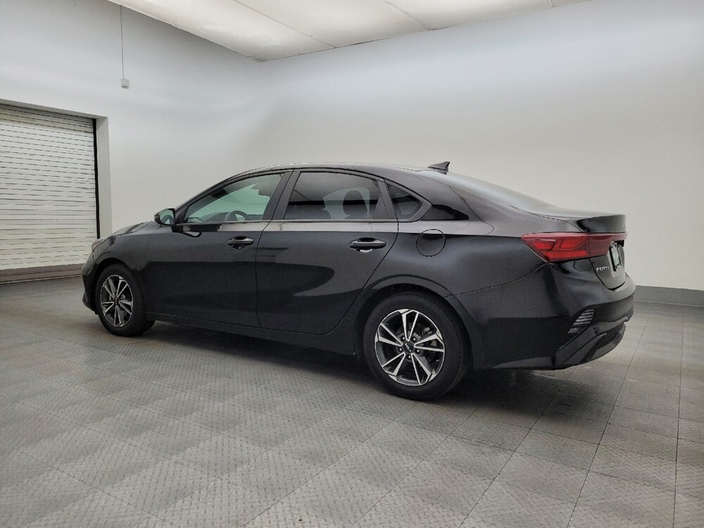 2023 Kia Forte in Phoenix, AZ 85022 - 18107287 3