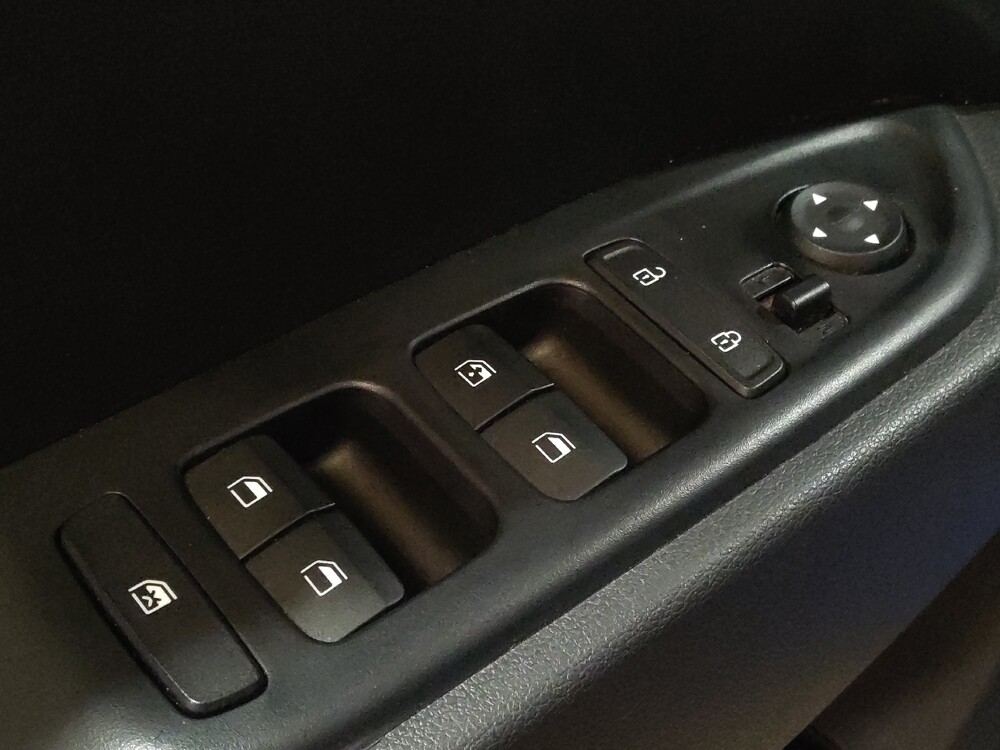 2024 Hyundai Venue in Jacksonville, FL 32210 - 18107289 27