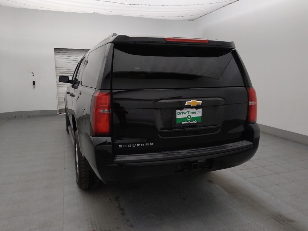 2015 Chevrolet Suburban in Bradenton, FL 34207 - 18107292 6