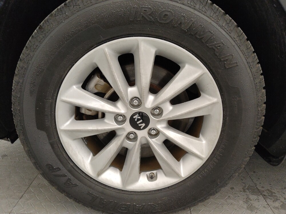 2019 Kia Sorento in Clearwater, FL 33764 - 18107301 31