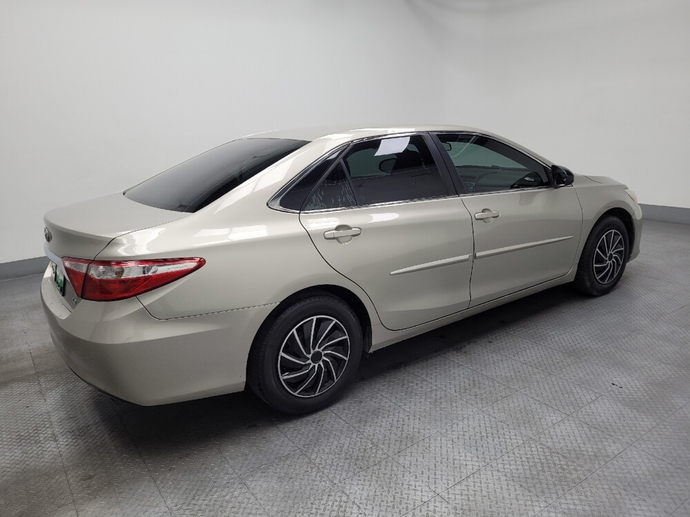 2016 Toyota Camry in Las Vegas, NV 89102 - 18107310 10