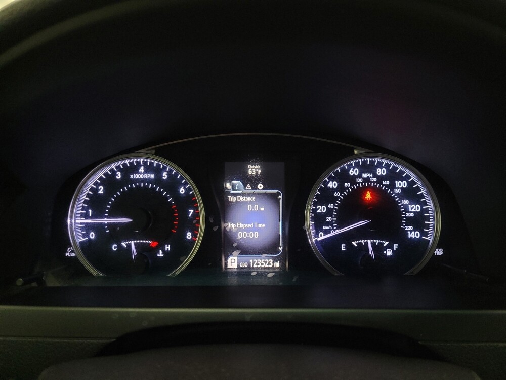 2016 Toyota Camry in Las Vegas, NV 89102 - 18107310 23