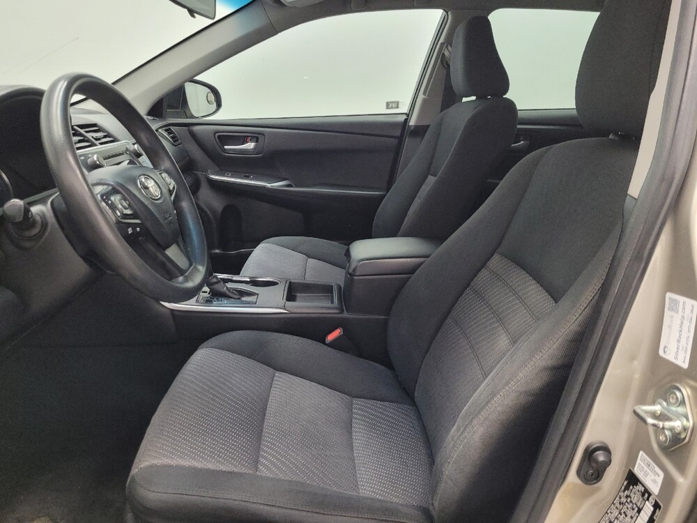 2016 Toyota Camry in Las Vegas, NV 89102 - 18107310 17