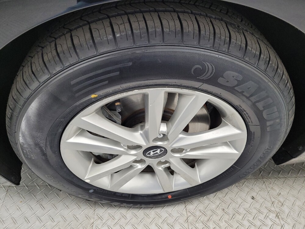 2017 Hyundai Sonata in Las Vegas, NV 89102 - 18107311 31