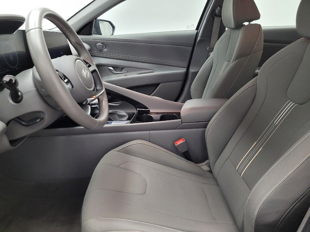 2025 Hyundai Elantra in Las Vegas, NV 89102 - 18107313 17