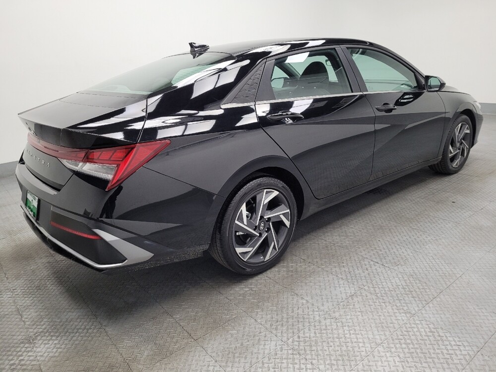 2025 Hyundai Elantra in Las Vegas, NV 89102 - 18107313 10