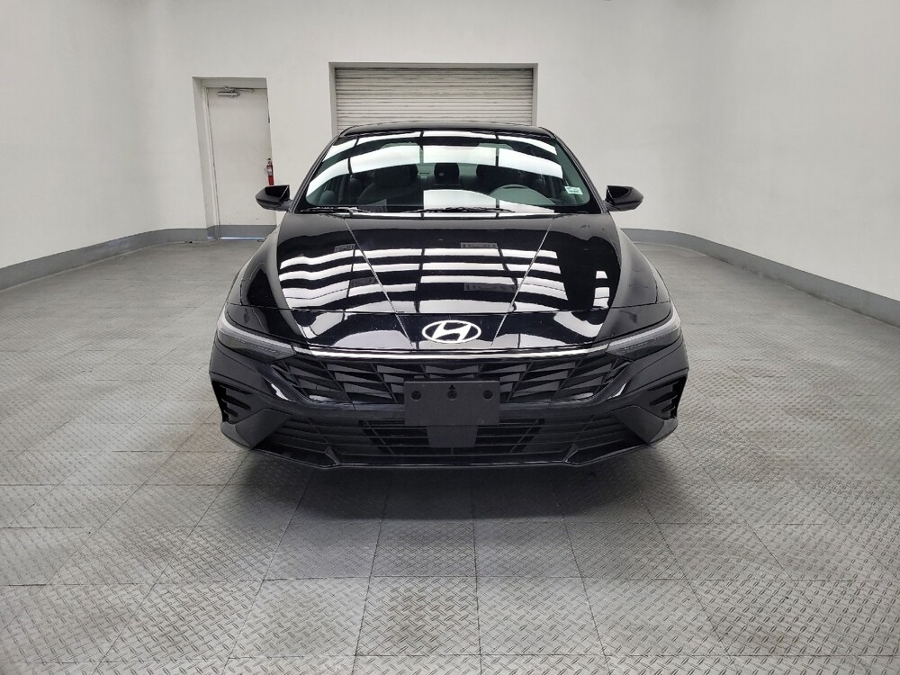 2025 Hyundai Elantra in Las Vegas, NV 89102 - 18107313 15