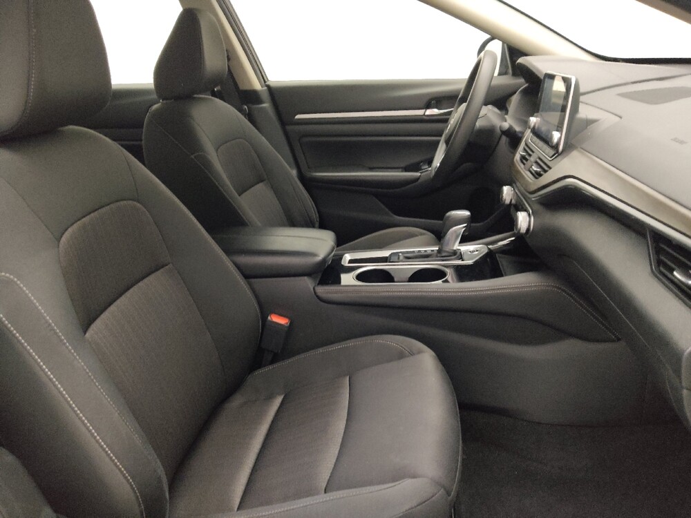 2023 Nissan Altima in Bradenton, FL 34207 - 18107320 21