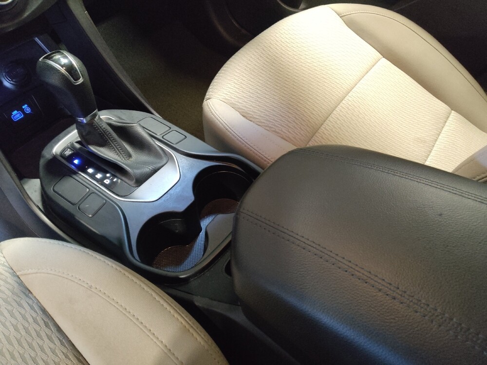 2017 Hyundai Santa Fe in Ocala, FL 34471 - 18107323 26