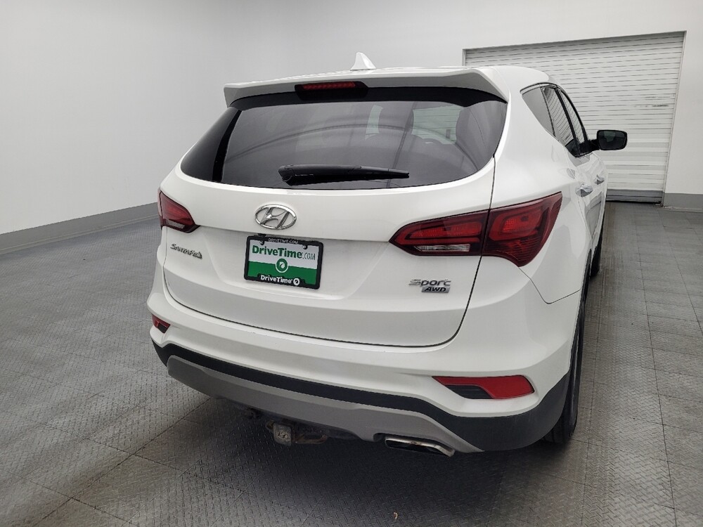 2017 Hyundai Santa Fe in Ocala, FL 34471 - 18107323 7