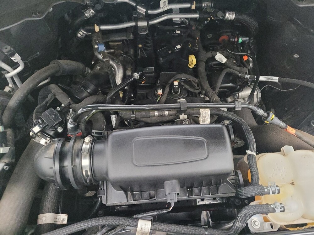 2022 Ford Explorer in Taylor, MI 48180 - 18107324 30