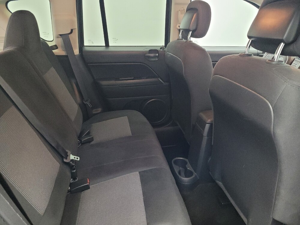 2014 Jeep Compass in Miami, FL 33157 - 18107326 19