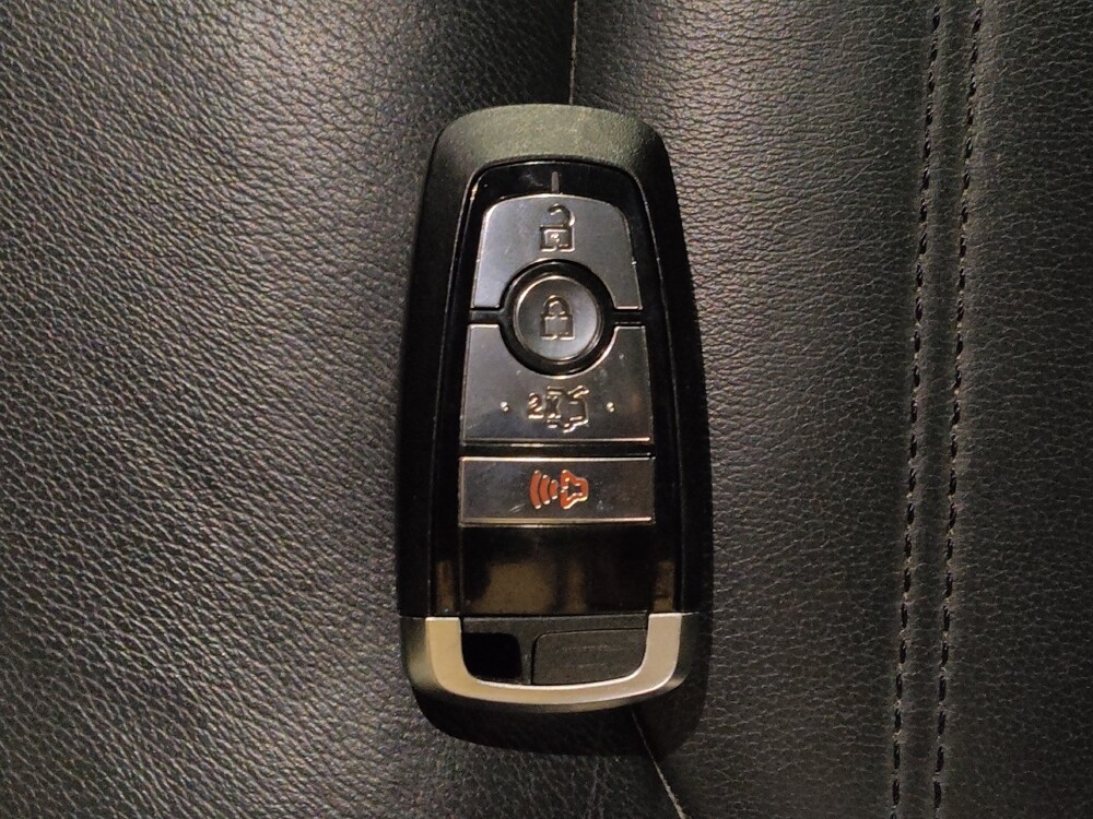 2017 Ford Edge in Jacksonville, FL 32210 - 18107342 32