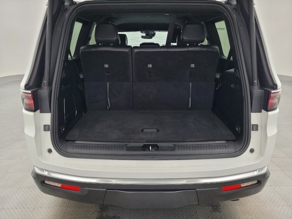 2022 Jeep Wagoneer in Jacksonville, FL 32210 - 18107347 29