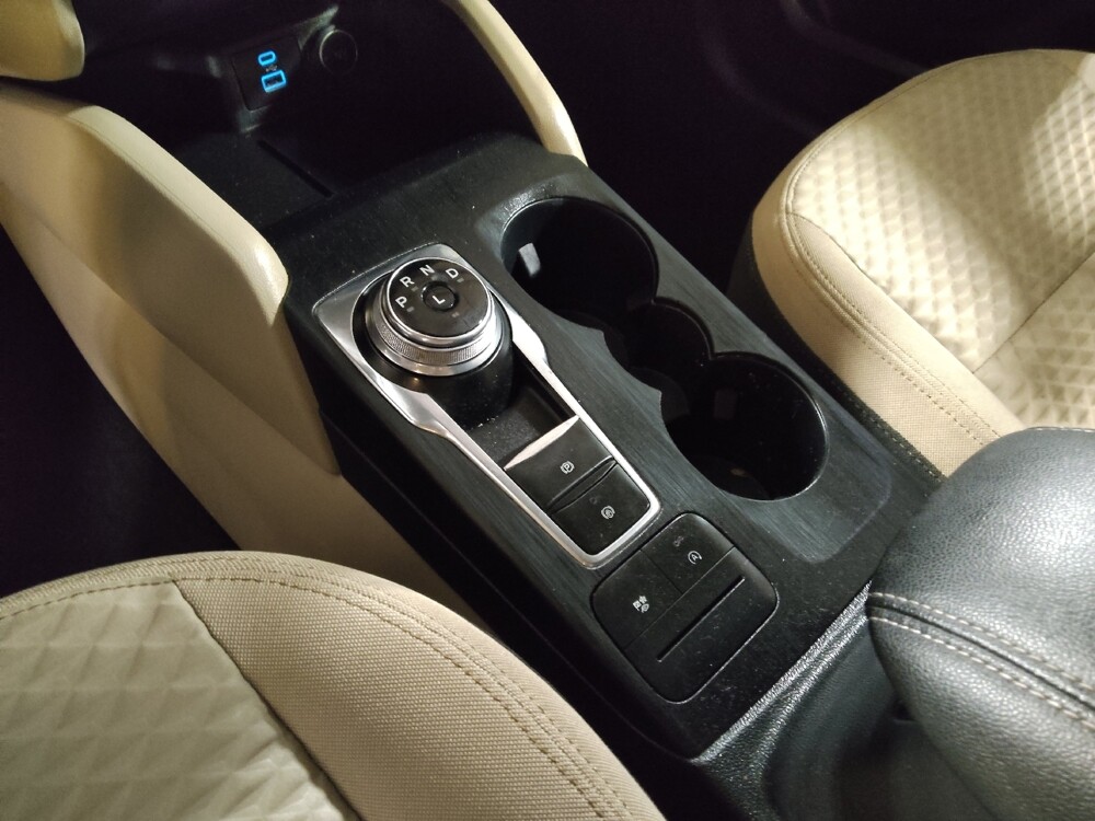 2020 Ford Escape in Jacksonville, FL 32225 - 18107350 26