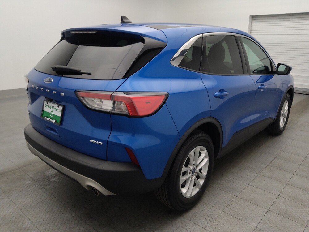 2020 Ford Escape in Jacksonville, FL 32225 - 18107350 9