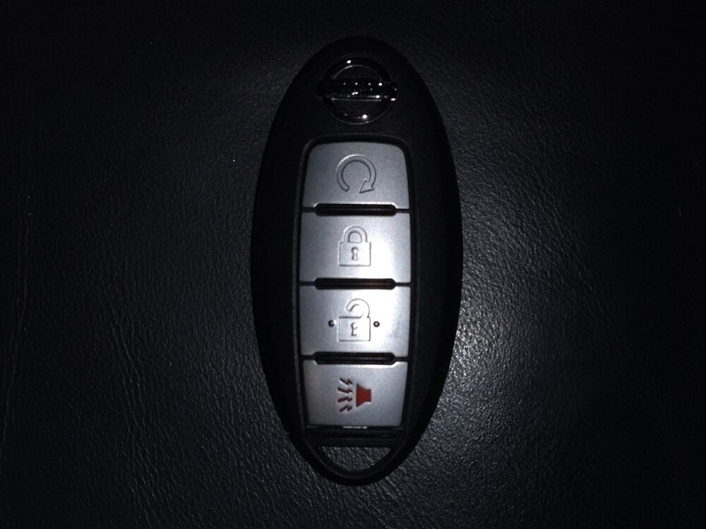 2017 Nissan Titan in Miami, FL 33157 - 18107353 32