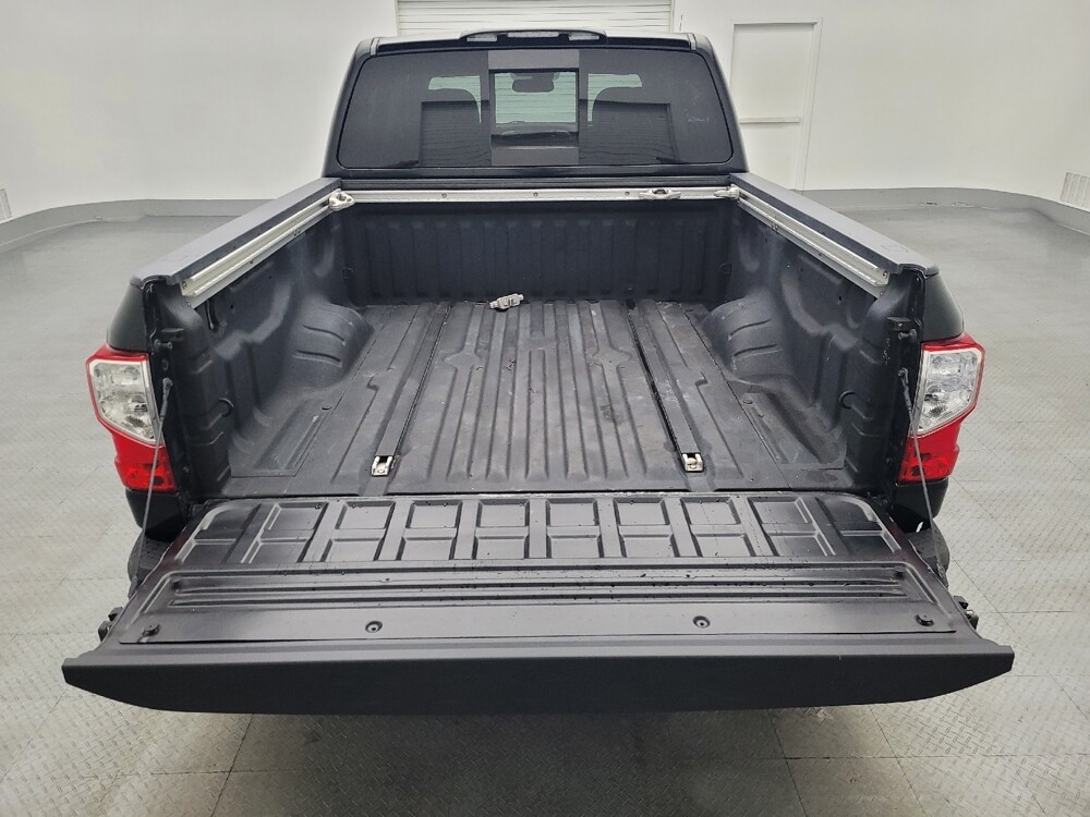 2017 Nissan Titan in Miami, FL 33157 - 18107353 29