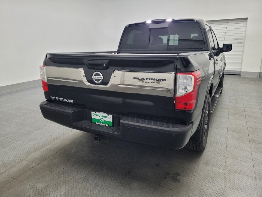 2017 Nissan Titan in Miami, FL 33157 - 18107353 7