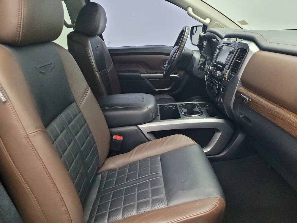 2017 Nissan Titan in Miami, FL 33157 - 18107353 21