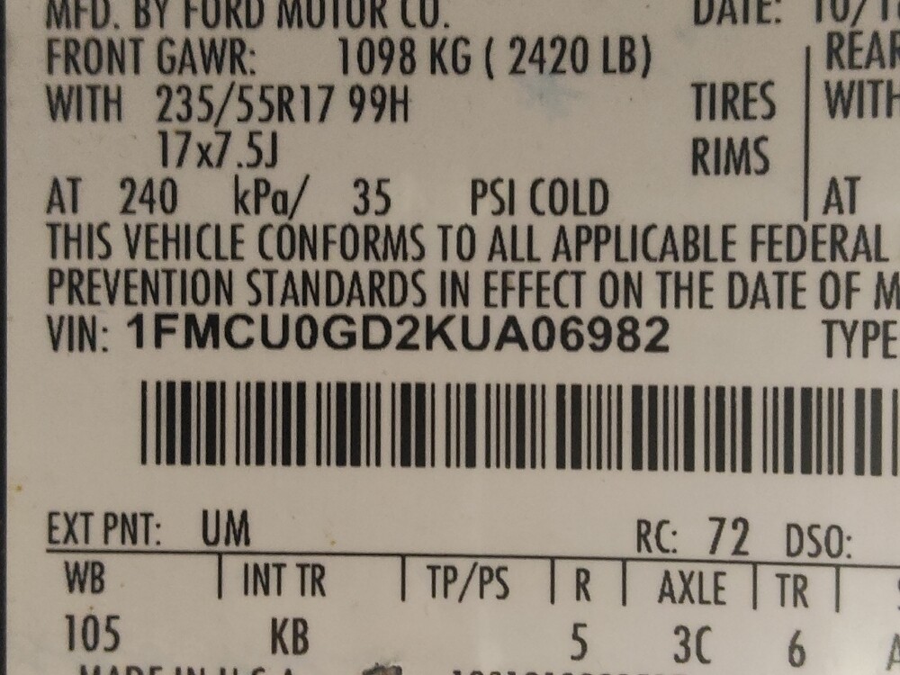 2019 Ford Escape in Charlotte, NC 28213 - 18107373 33