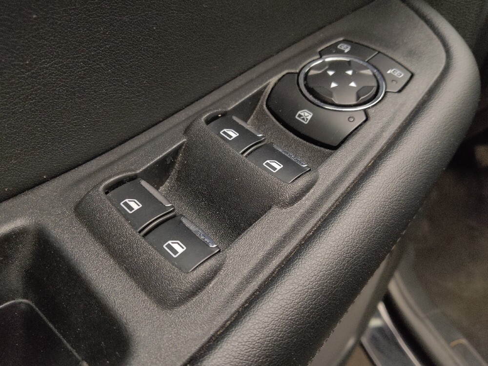 2023 Ford Edge in Springfield, MO 65807 - 18107377 27