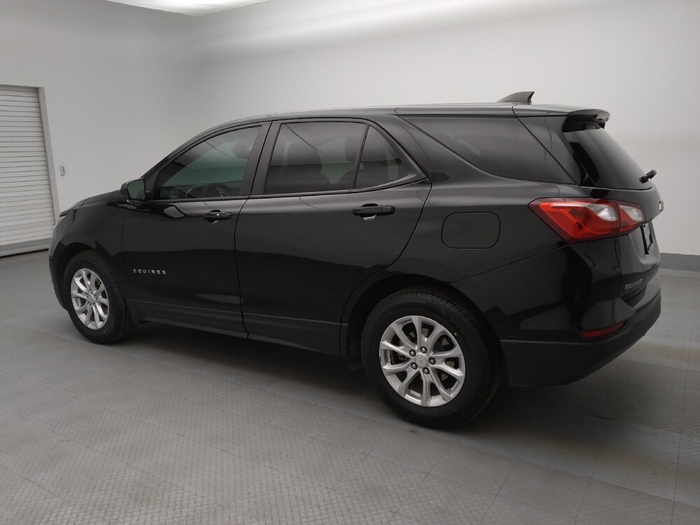 2020 Chevrolet Equinox in Lakewood, CO 80215 - 18107380 3