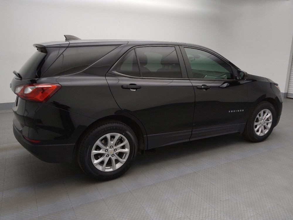 2020 Chevrolet Equinox in Lakewood, CO 80215 - 18107380 10