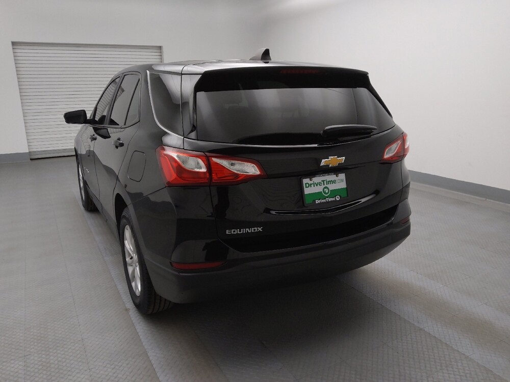 2020 Chevrolet Equinox in Lakewood, CO 80215 - 18107380 6