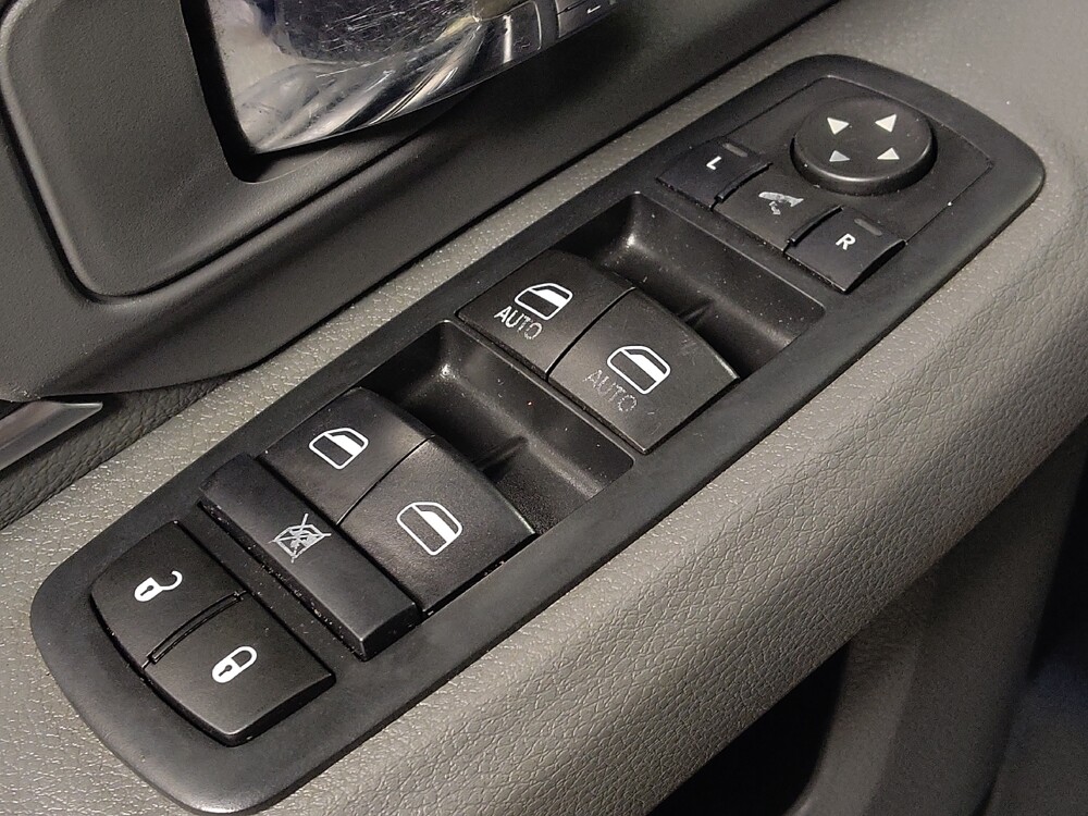 2017 RAM 1500 in Live Oak, TX 78233 - 18107392 27