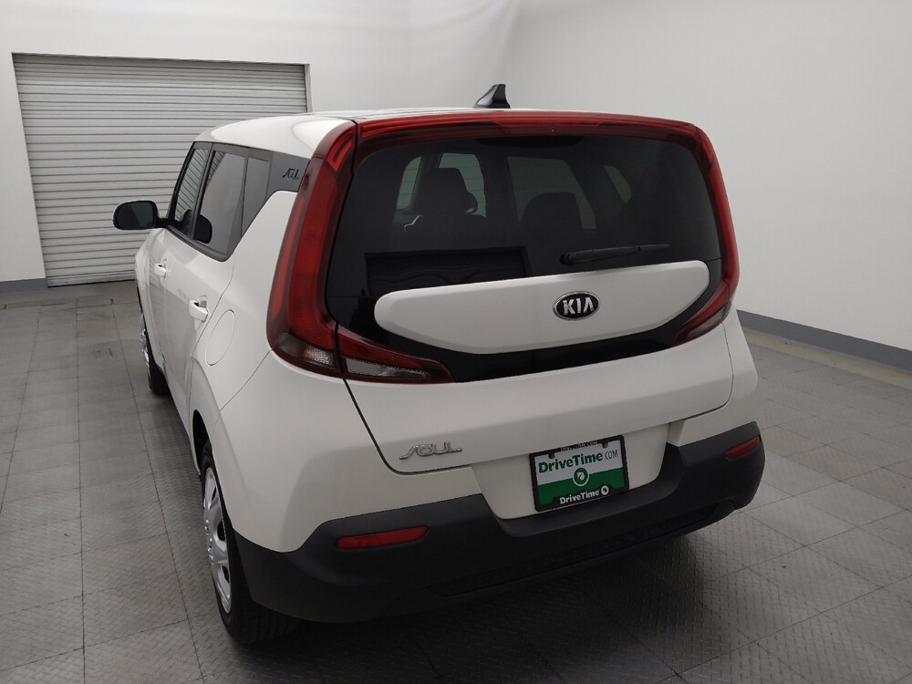 2020 Kia Soul in Houston, TX 77060 - 18107396 6
