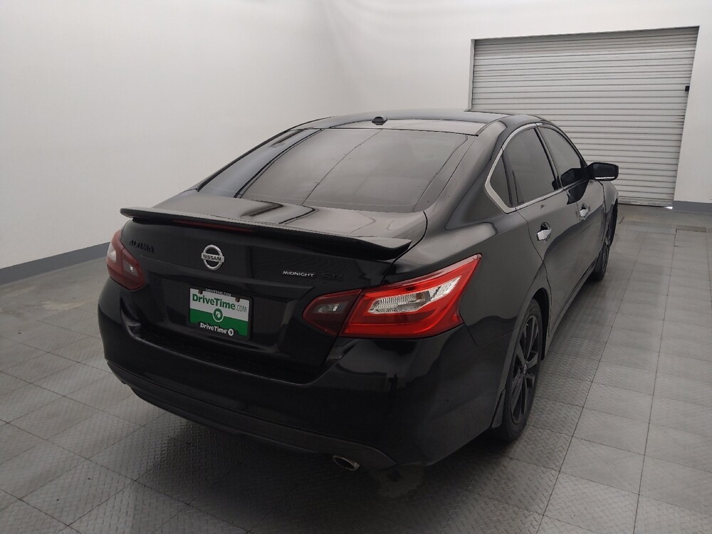 2018 Nissan Altima in Live Oak, TX 78233 - 18107401 7