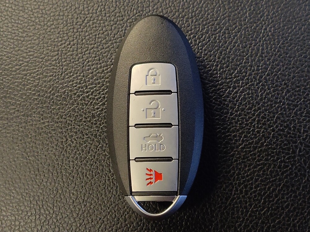 2018 Nissan Altima in Live Oak, TX 78233 - 18107401 32