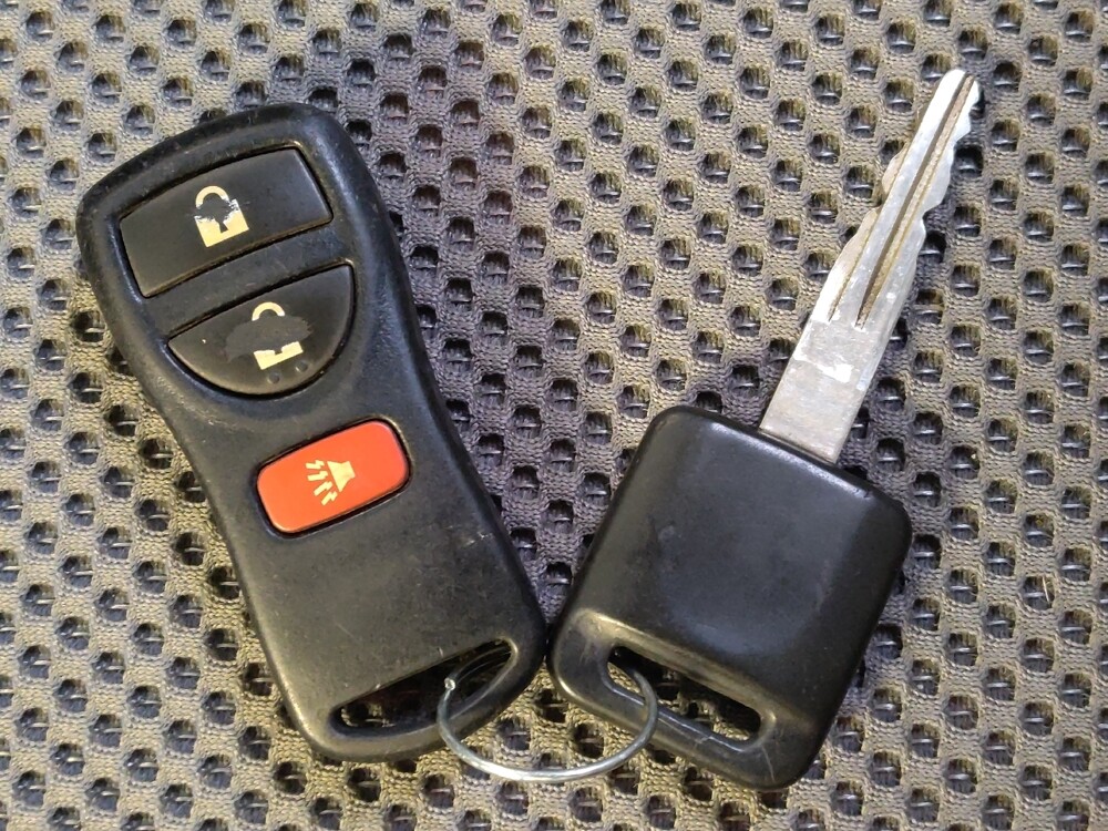 2016 Nissan Frontier in Houston, TX 77060 - 18107403 32