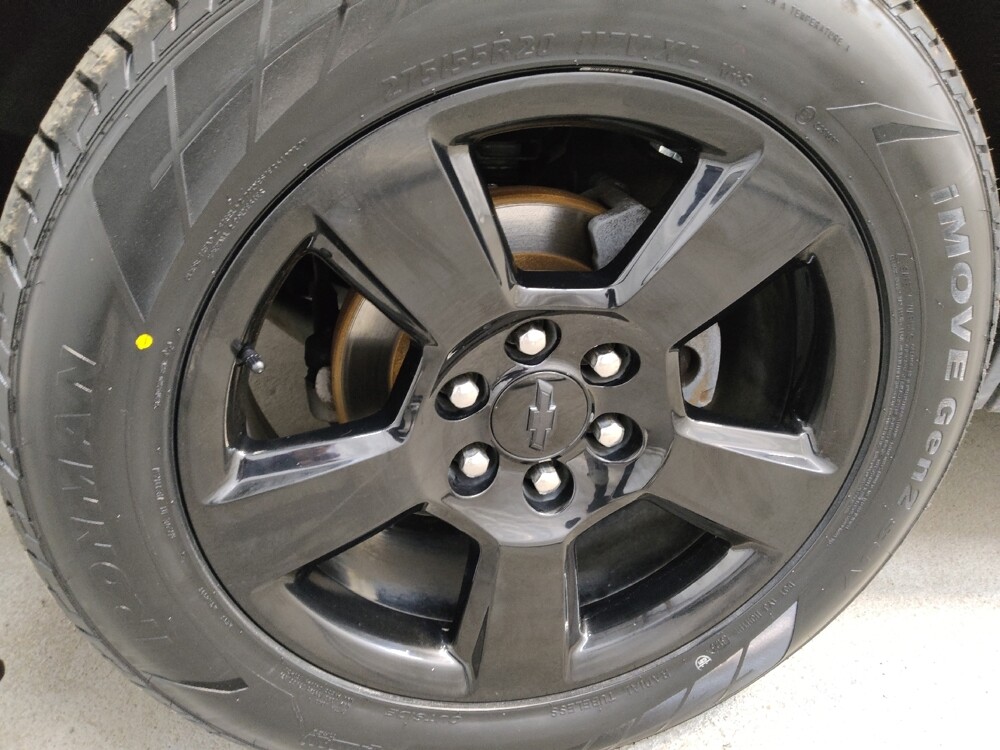 2018 Chevrolet Tahoe in Cincinnati, OH 45255 - 18107409 31