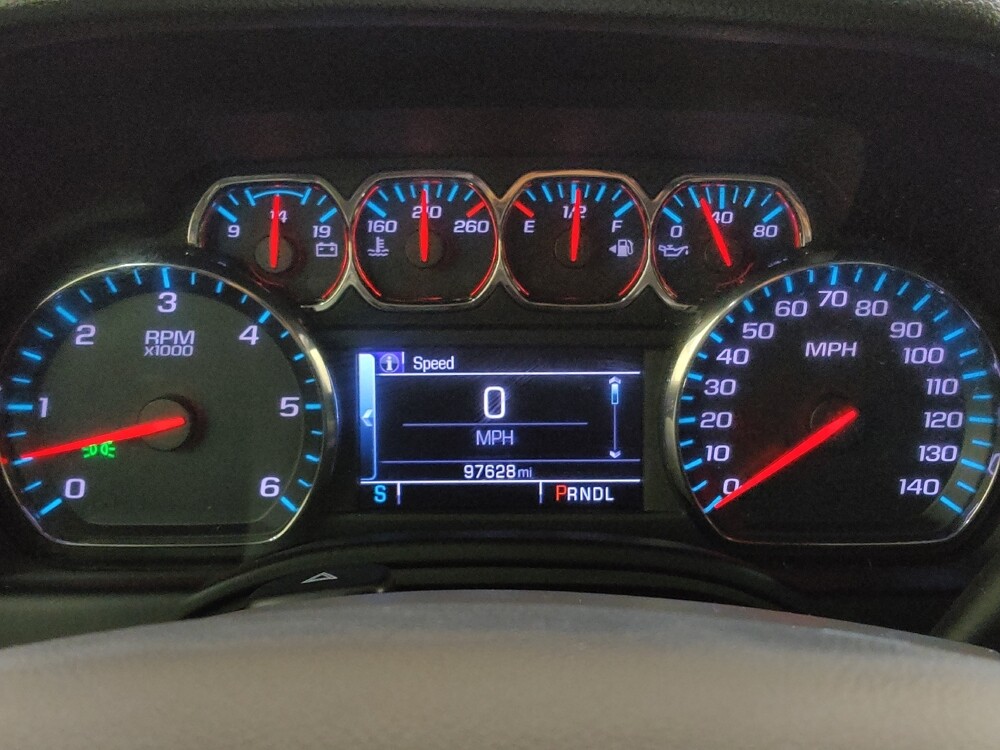 2018 Chevrolet Tahoe in Cincinnati, OH 45255 - 18107409 23