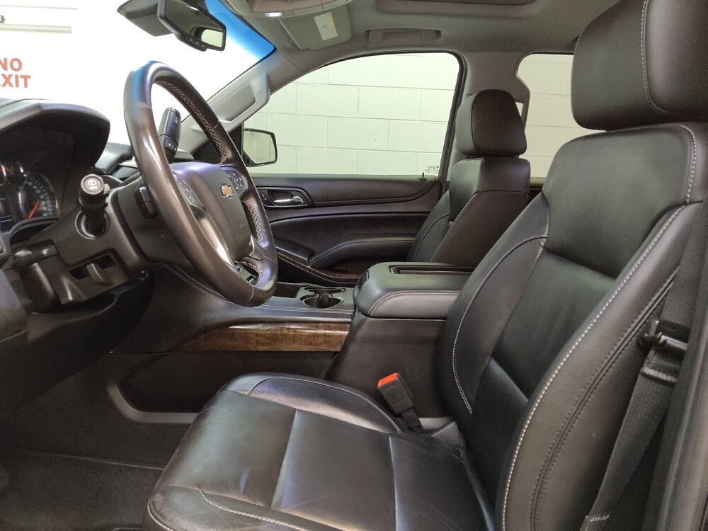 2018 Chevrolet Tahoe in Cincinnati, OH 45255 - 18107409 17