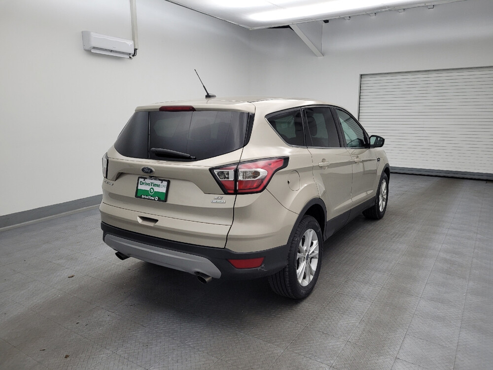 2017 Ford Escape in Toledo, OH 43617 - 18107411 9