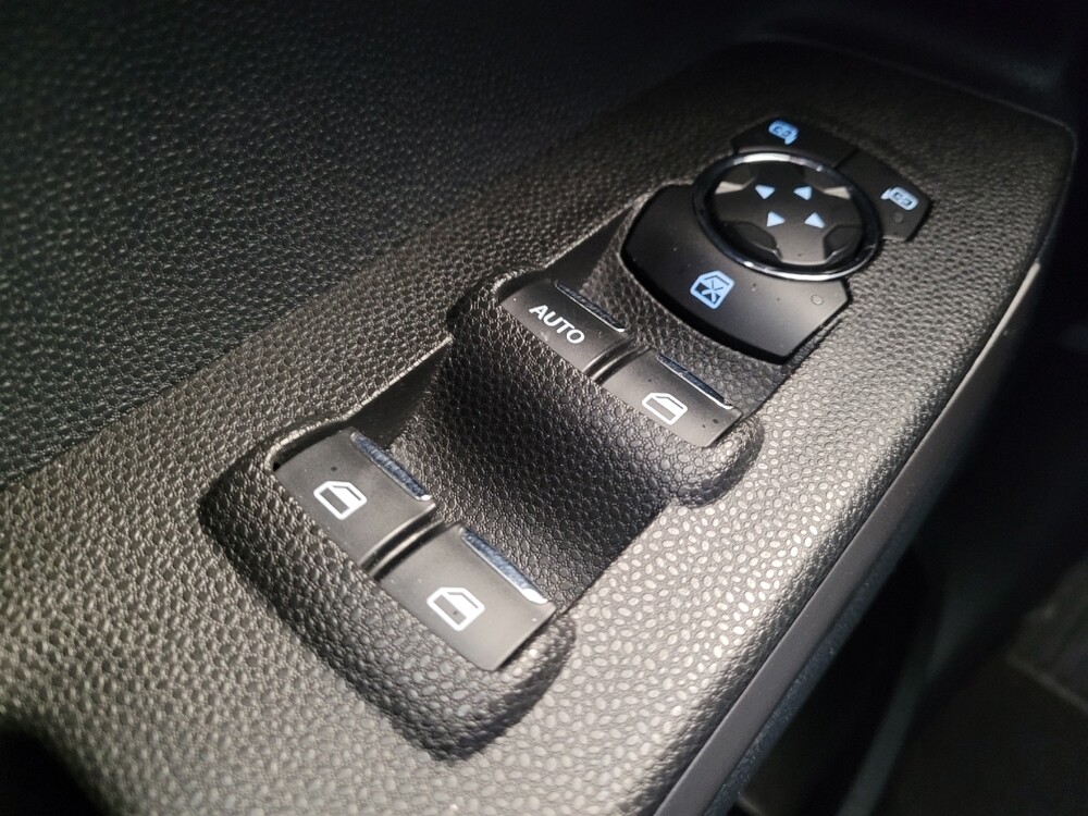 2020 Ford EcoSport in Maple Heights, OH 44137 - 18107415 27