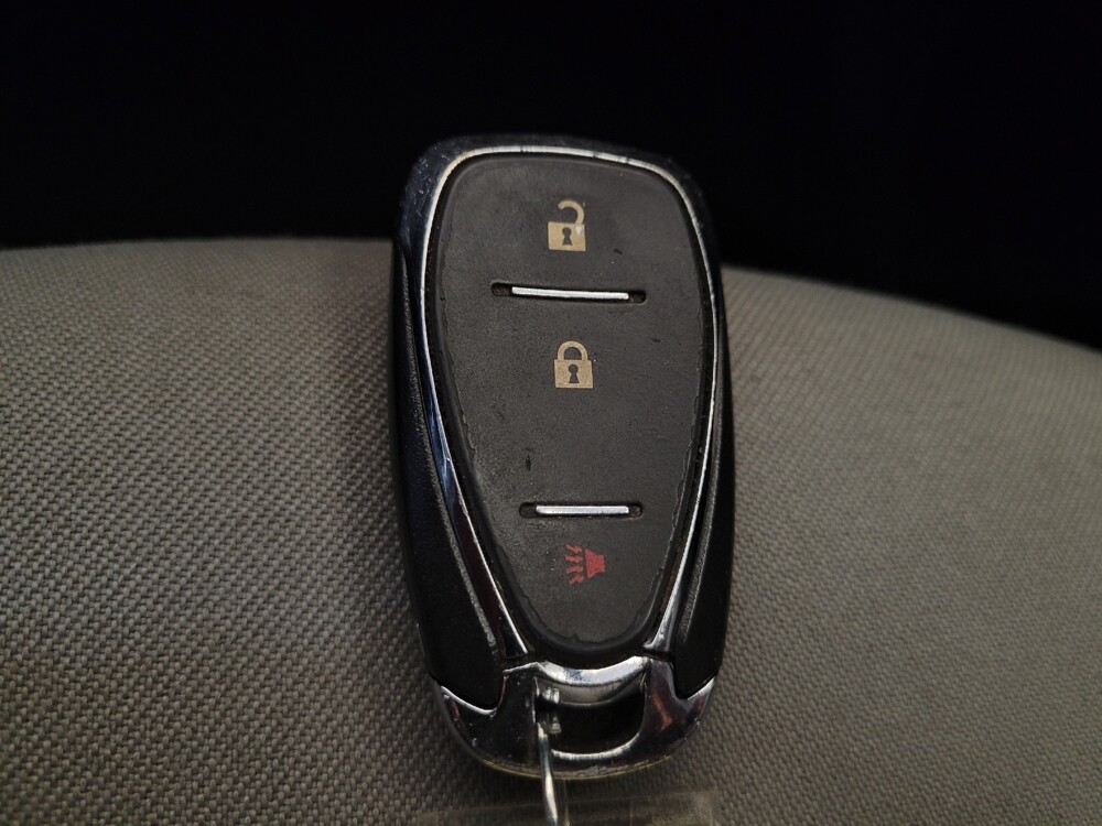 2021 Chevrolet Equinox in Toledo, OH 43617 - 18107419 32