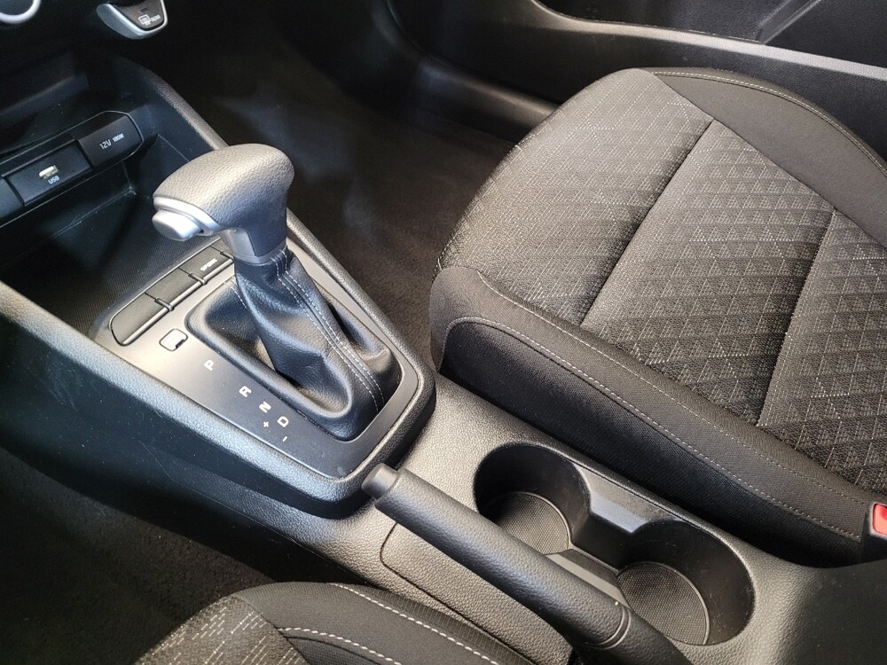 2023 Kia Rio in Miamisburg, OH 45342 - 18107421 26